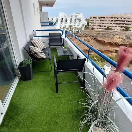 Feels Like In Paraiso * אדחה